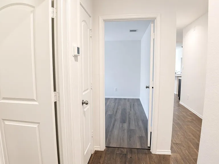 21610 Violet Ridge Rd — Photo 16