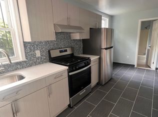 50 Dewey St #1B, Newark, NJ 07112