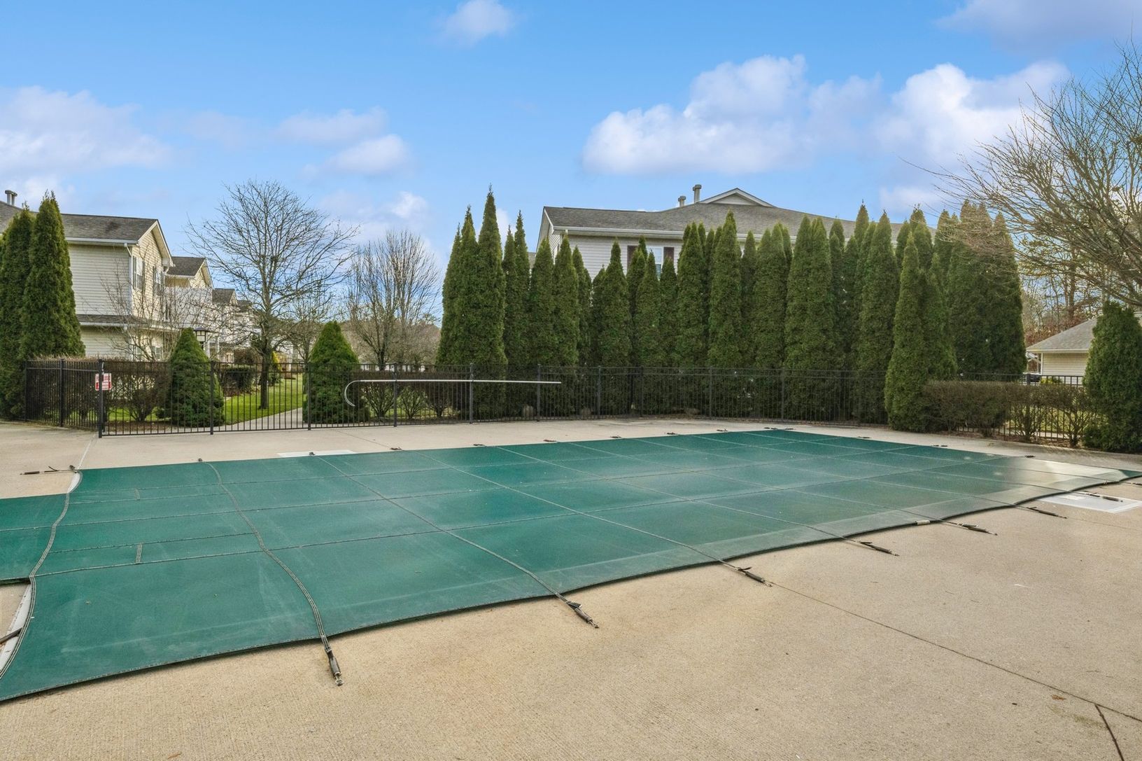  Heated Salt Water Pool