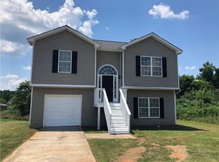 261 Dove Pl, Social Circle, GA 30025