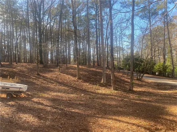 3353 Galts Rd, Acworth, GA 30102