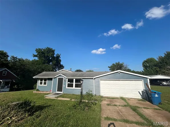 324 Ames Pl, Saint Louis, MO 63135