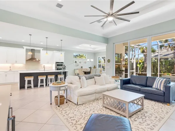 9215 Orchid Cove Cir, Vero Beach, FL 32963