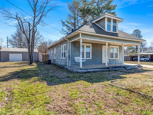 605 SE 2nd St, Hoxie, AR 72433