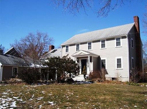 2nd image of 10 Woodland Dr