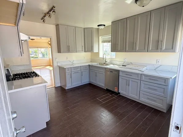 907 Montecito Dr, San Gabriel, CA 91776