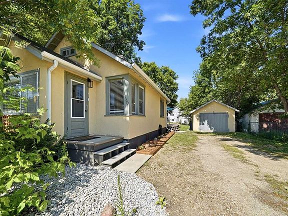2nd image of 4730 S 49th Ave