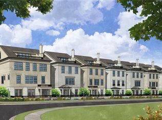 225 Mayfair Ct, Alpharetta, GA 30009