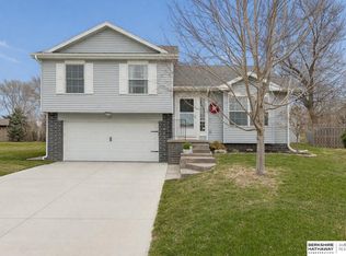 6213 N 79th Cir, Omaha, NE 68134