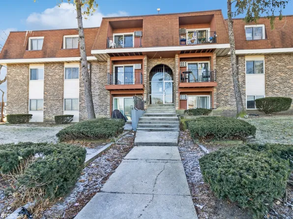 555 Heritage Dr APT 115, Hoffman Estates, IL 60169