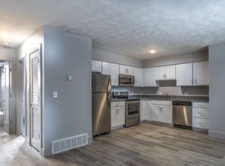 709 S 35th, Omaha, NE 68105