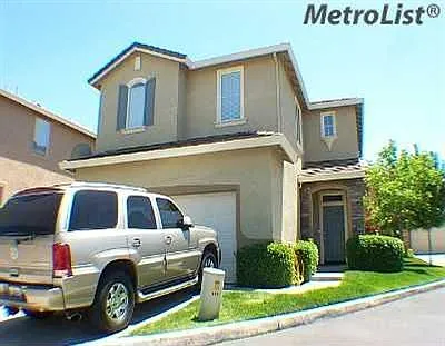 235 Dragonfly Cir photo 1
