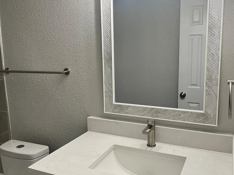 6061 Beverly Hill St — Photo 26