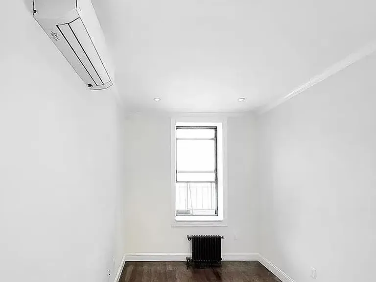 1379 Lexington Ave #3C — Photo 4