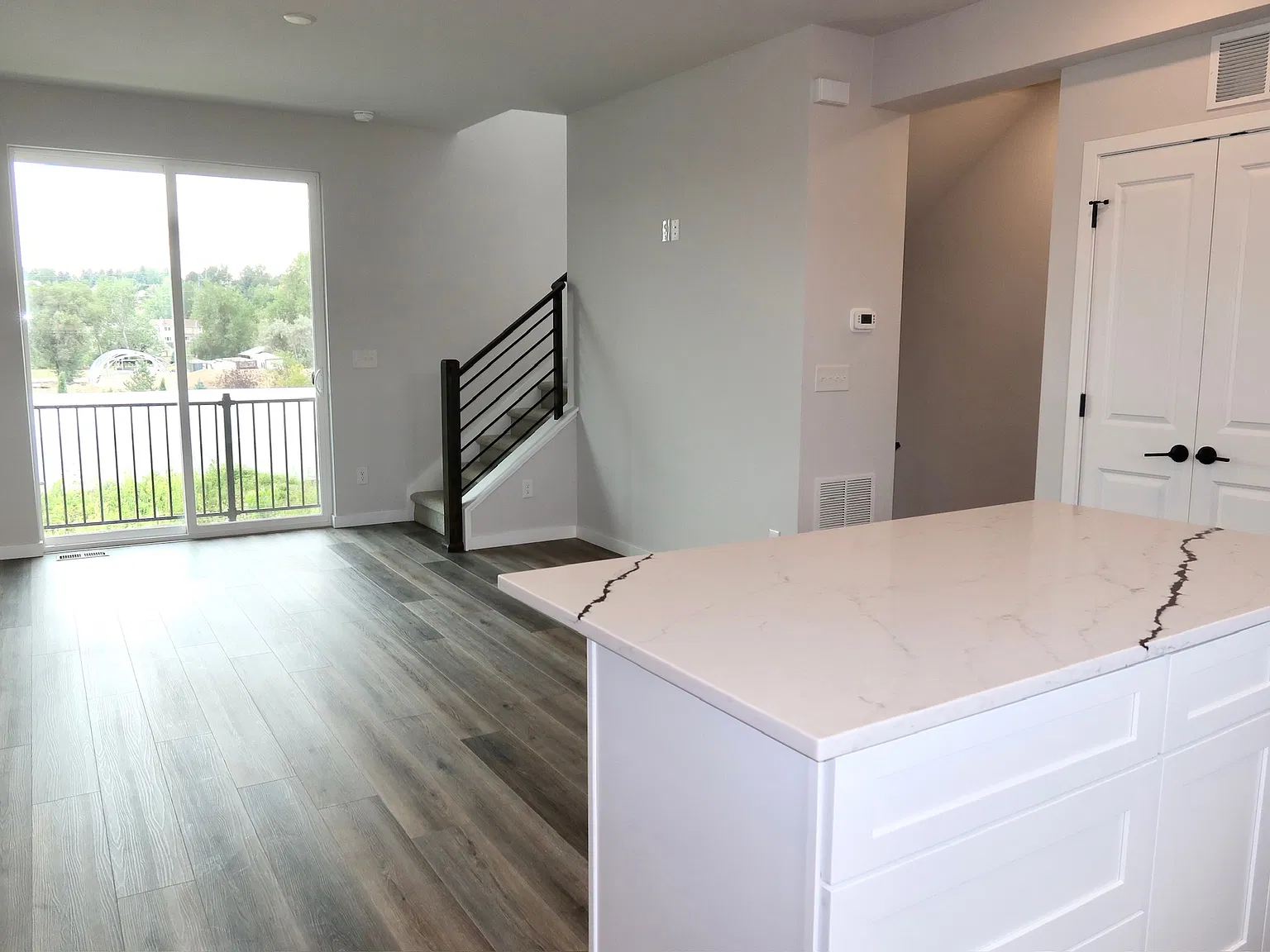 2 bed, 1067 sqft, $2,800 — Photo 4