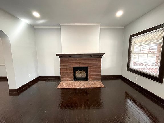 5th image of 710 N Dequincy St