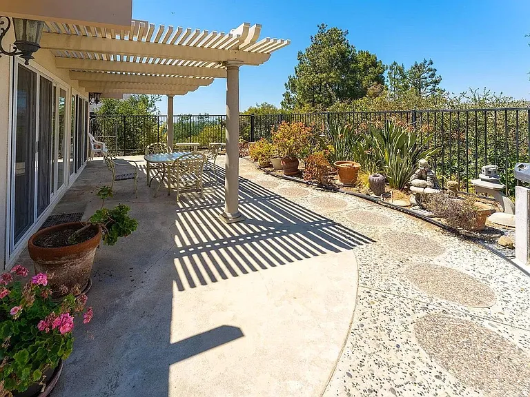 11318 Dona Lisa Dr — Photo 5