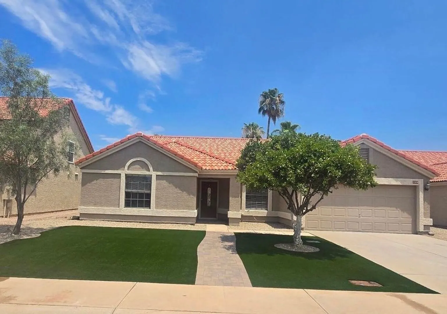 Spacious 4 Bedroom, 2 Bath Pool Home Within Walking Distance to Freestone Park! — Photo 1