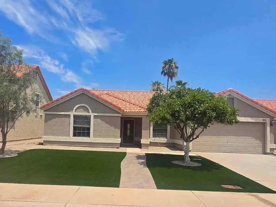 1314 E Mineral Rd