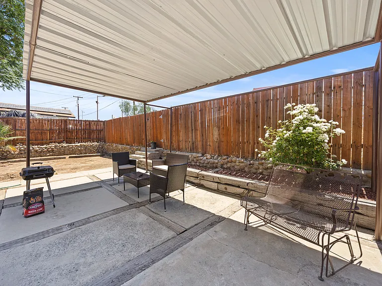 2803 Hawthorne Ave #B — Photo 29