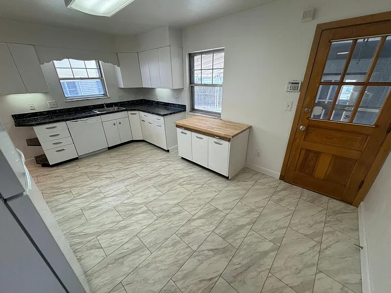 2770 Tremont Rd — Photo 29