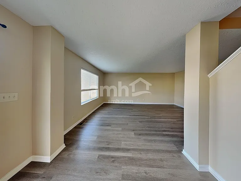 700 Berlander Dr — Photo 5