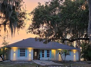 560 Eden Dr, Saint Cloud, FL 34771