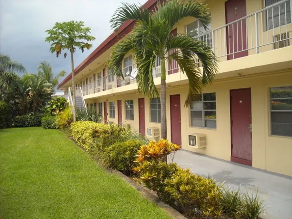 GEM COVE APARTMENTS, 1075 NE 39th St #104-H-6, Fort Lauderdale, FL 33334