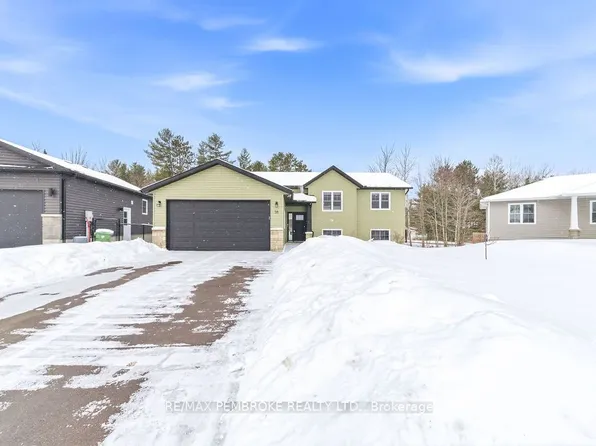 38 Terrance Dr, Petawawa, ON K8H 0H3