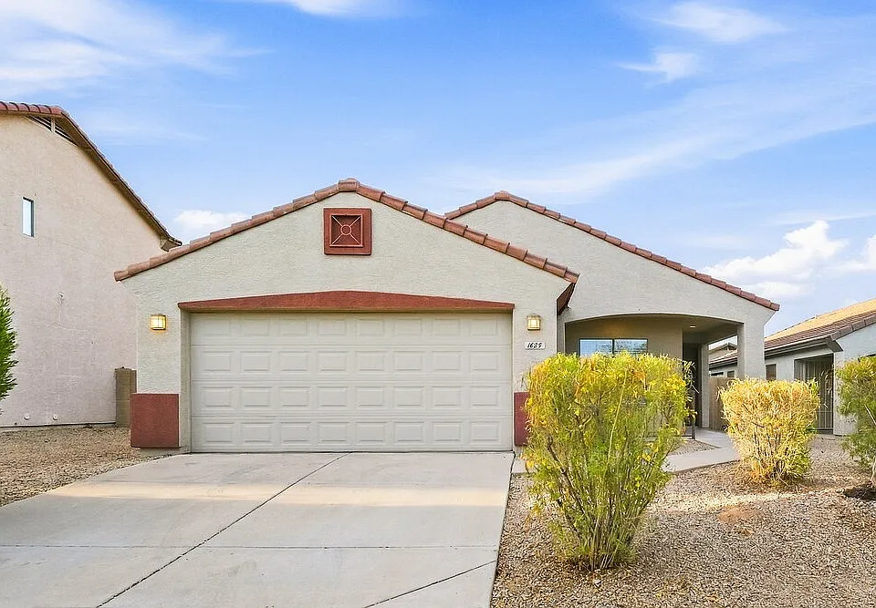 1629 W Burgess Ln
