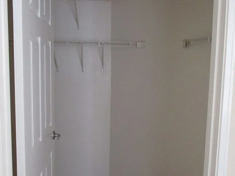 200 Caldecott Ln #113 — Photo 18