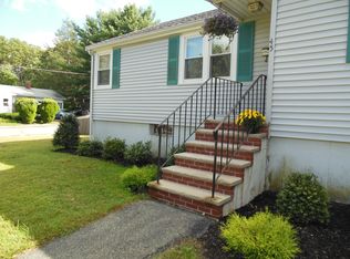45 Bartlett Rd, Randolph, MA 02368