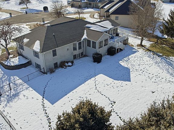 3rd image of 23775 Raber Ct