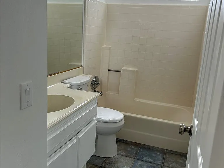 28224 Bay Ave — Photo 9