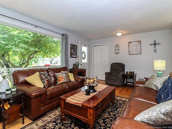 4th image of 3 Fairmont Dr