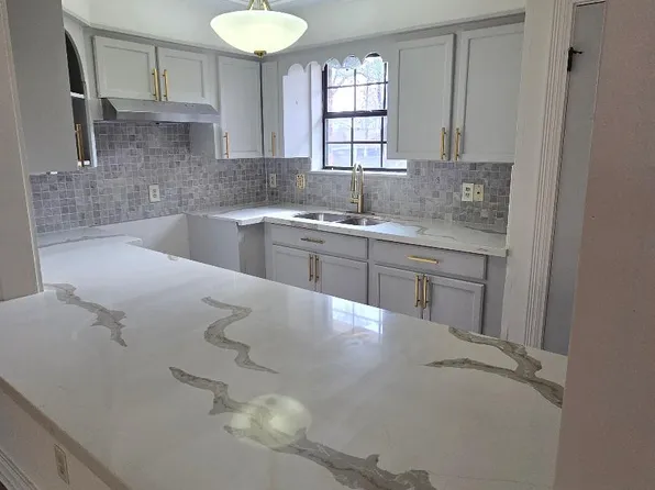 206 Northwood Dr, Lafayette, LA 70501