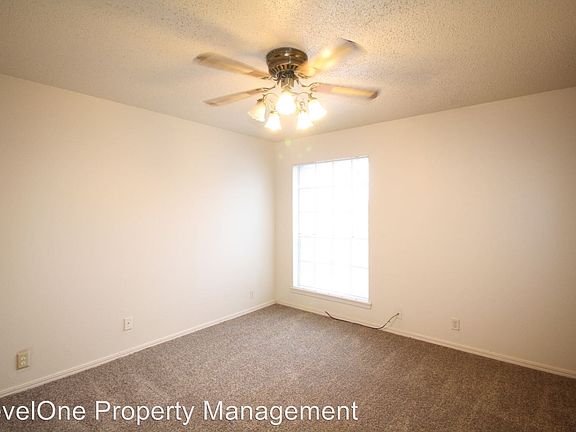 5th image of 2828 Croydon Ct APT 1