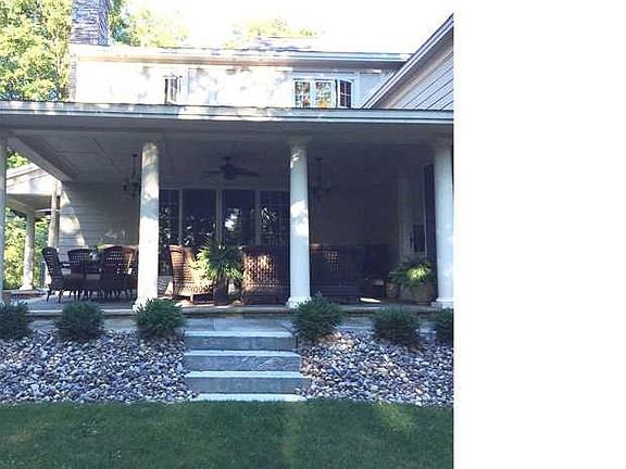 5th image of 67 Sullivan St