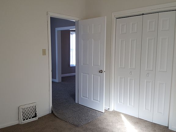 1st Floor, 2nd Bed room