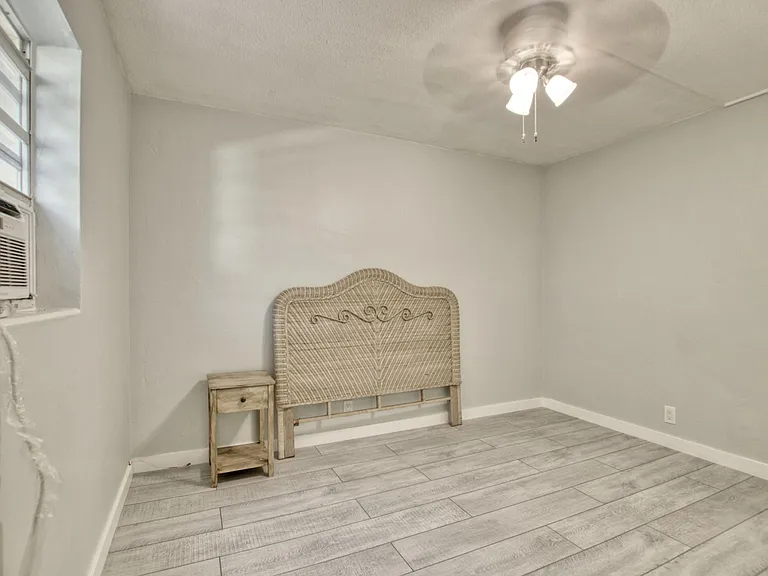 612 2nd Ave S #3 — Photo 6