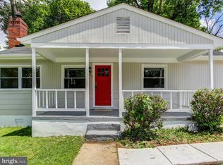 401 70th St, Capitol Heights, MD 20743