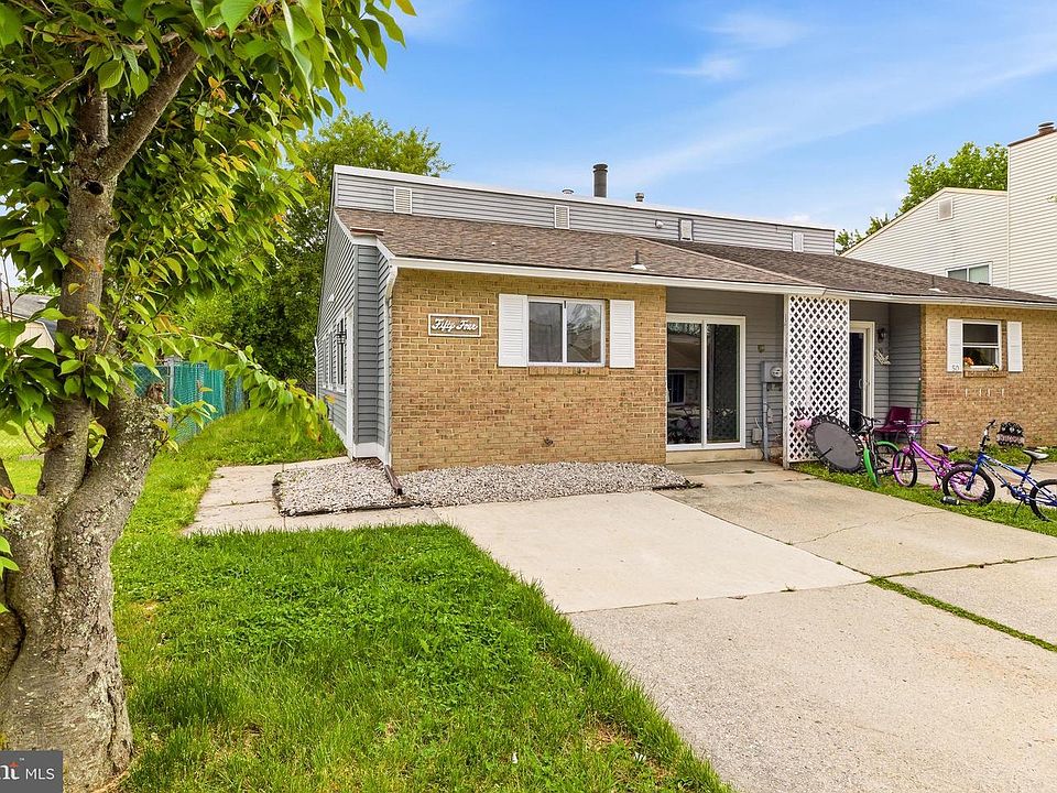 1st image of 54 Libra Ln