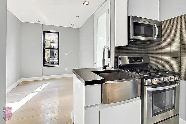 1st image of 195 Stanton St APT 6E2