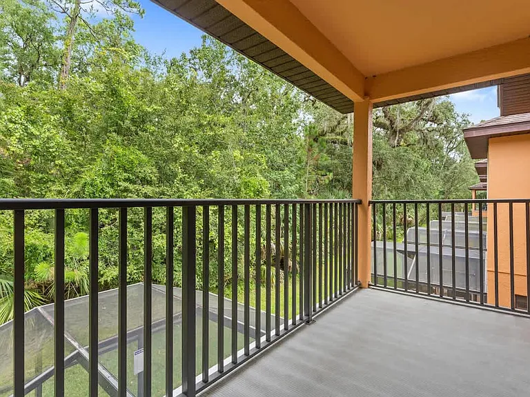 Corvette Ln — Photo 15