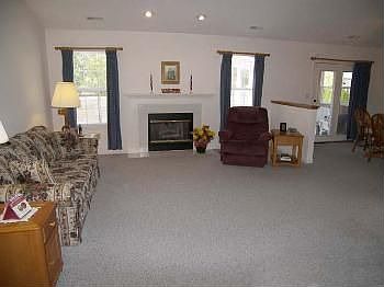 4th image of 214 Brixton Woods Dr W