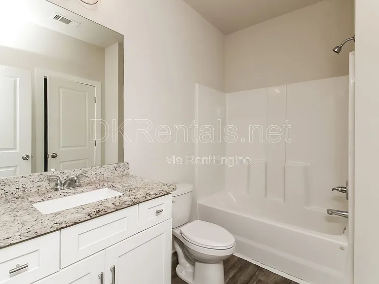 140 Stewart Glen Dr — Photo 18