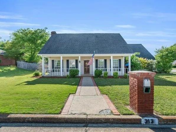 313 Hillfield Cv, Tupelo, MS 38801