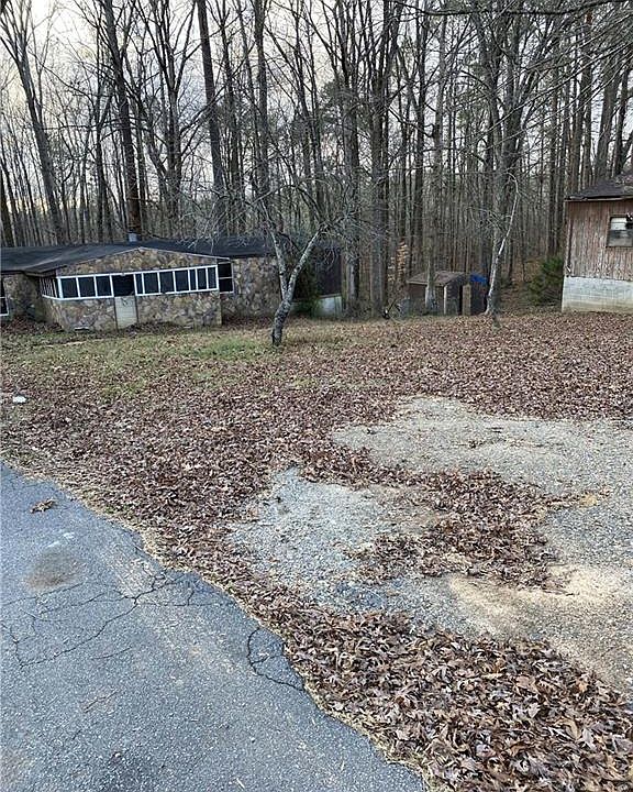 1st image of 6215 Brightwell Pl SE