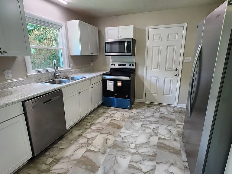 346 Tucson Dr — Photo 12