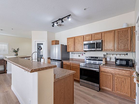 3rd image of 1255 S Rialto Dr #125